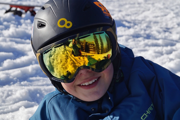 Dlaczego gogle są ważne podczas jazdy na nartach?